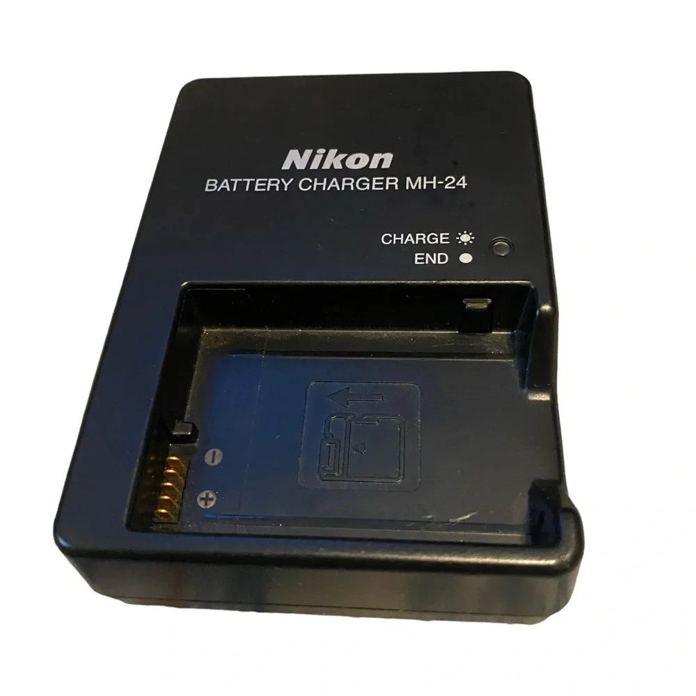 Nikon MH-24 Quick Charger For EN-EL14 Li-ion Battery Compatible Vintage Camera